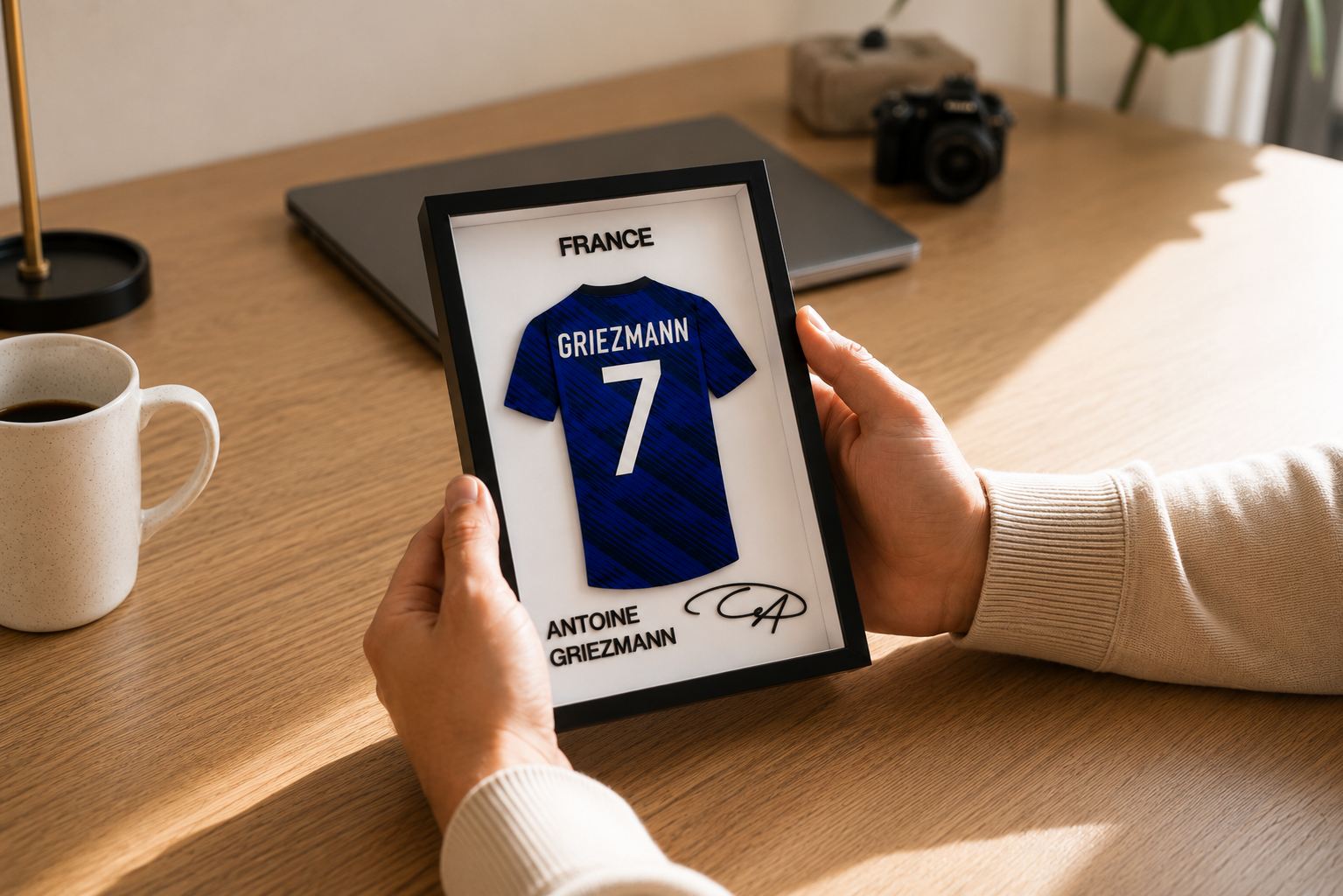 Maillot Miniature Antoine Griezmann France #7 – Cadre Football de Collection