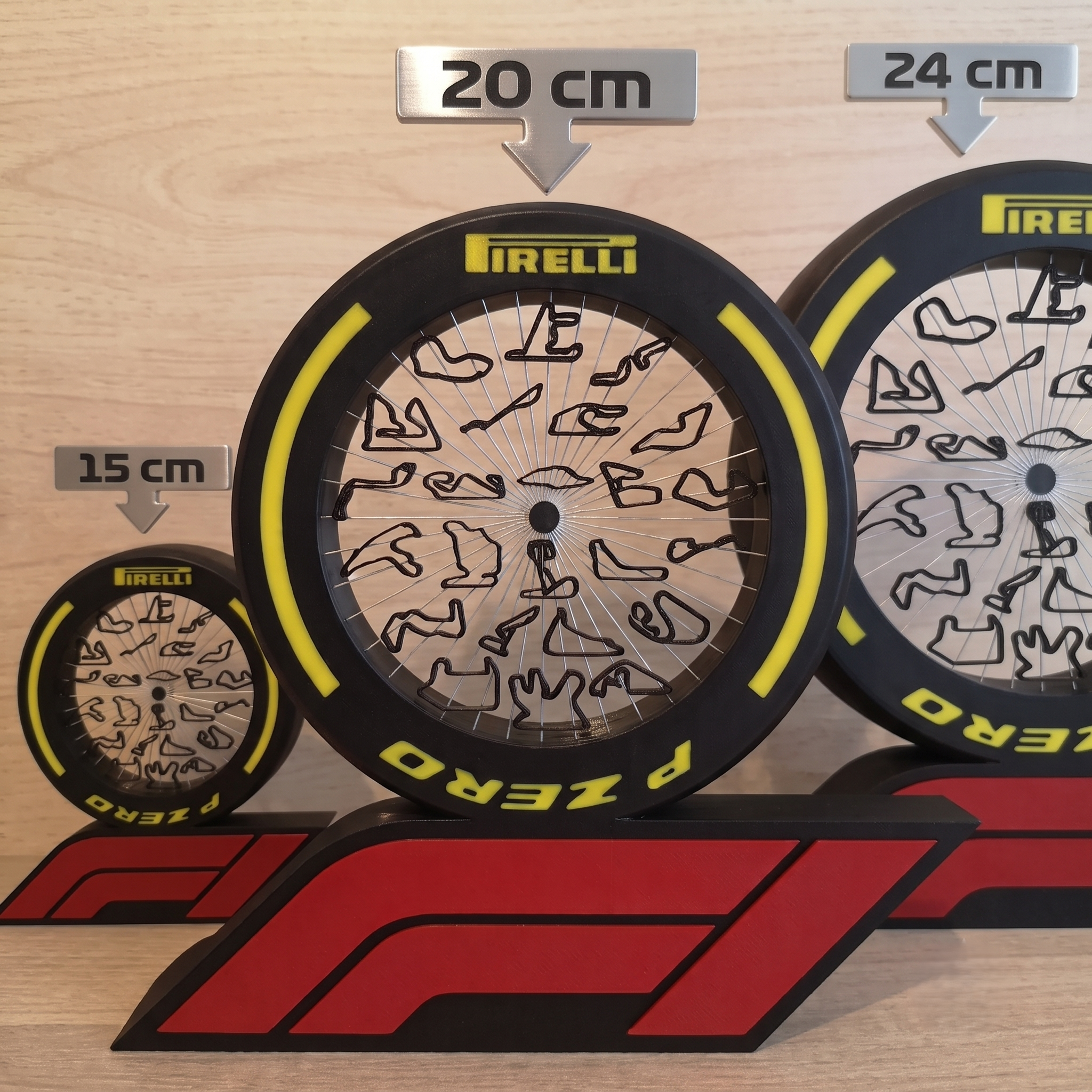 Roue F1 | Les 24 Circuits de la Saison — 20 cm