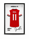 Maillot Encadré Mesut Özil | Arsenal FC | Décoration 3D Premium