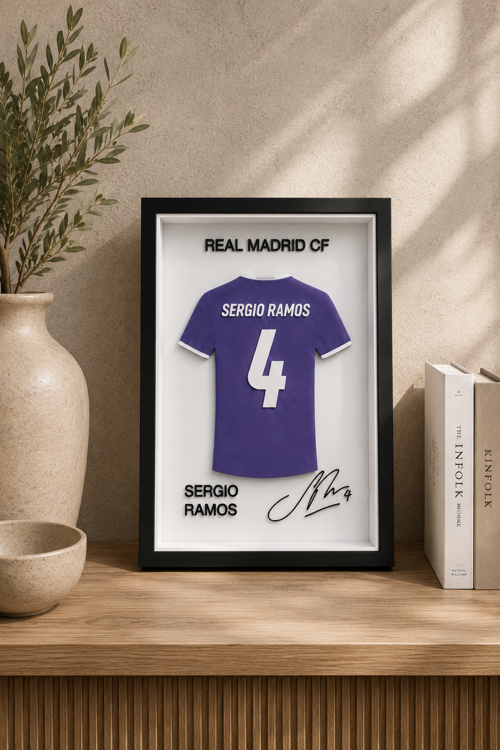 Maillot Encadrée Sergio Ramos | Real Madrid #4 | Décoration 3D Premium