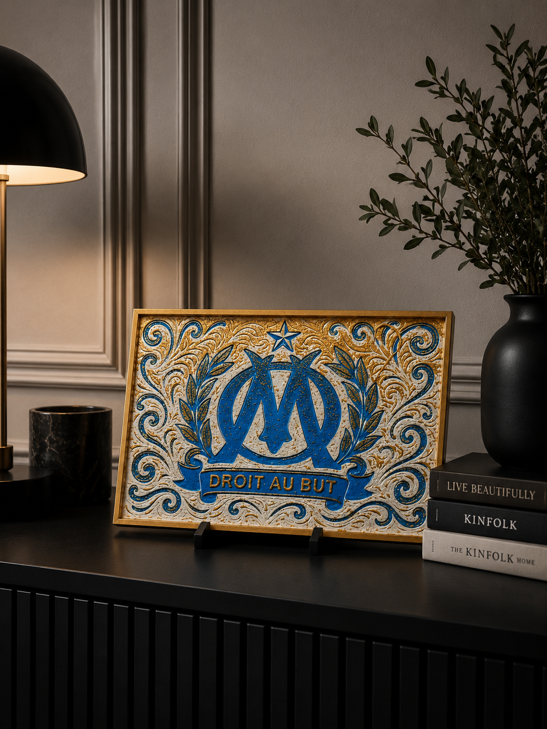 Tableau Décoratif Olympique de Marseille – Design Premium Ornemental
